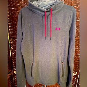 Woman's Under Amour seamless funnel collar grey XL pullover.